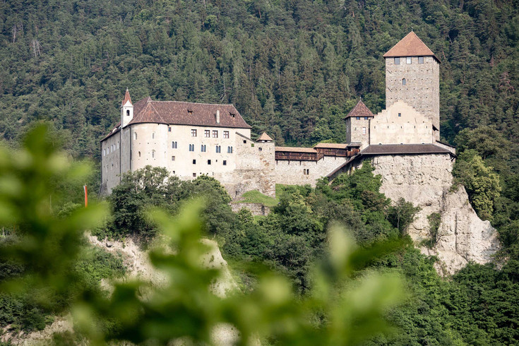 Das müssen Sie in der Nähe von Meran erleben. Das müssen Sie in der Nähe von Meran erleben.