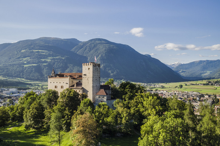 Das müssen Sie in der Nähe von Meran erleben. Das müssen Sie in der Nähe von Meran erleben.