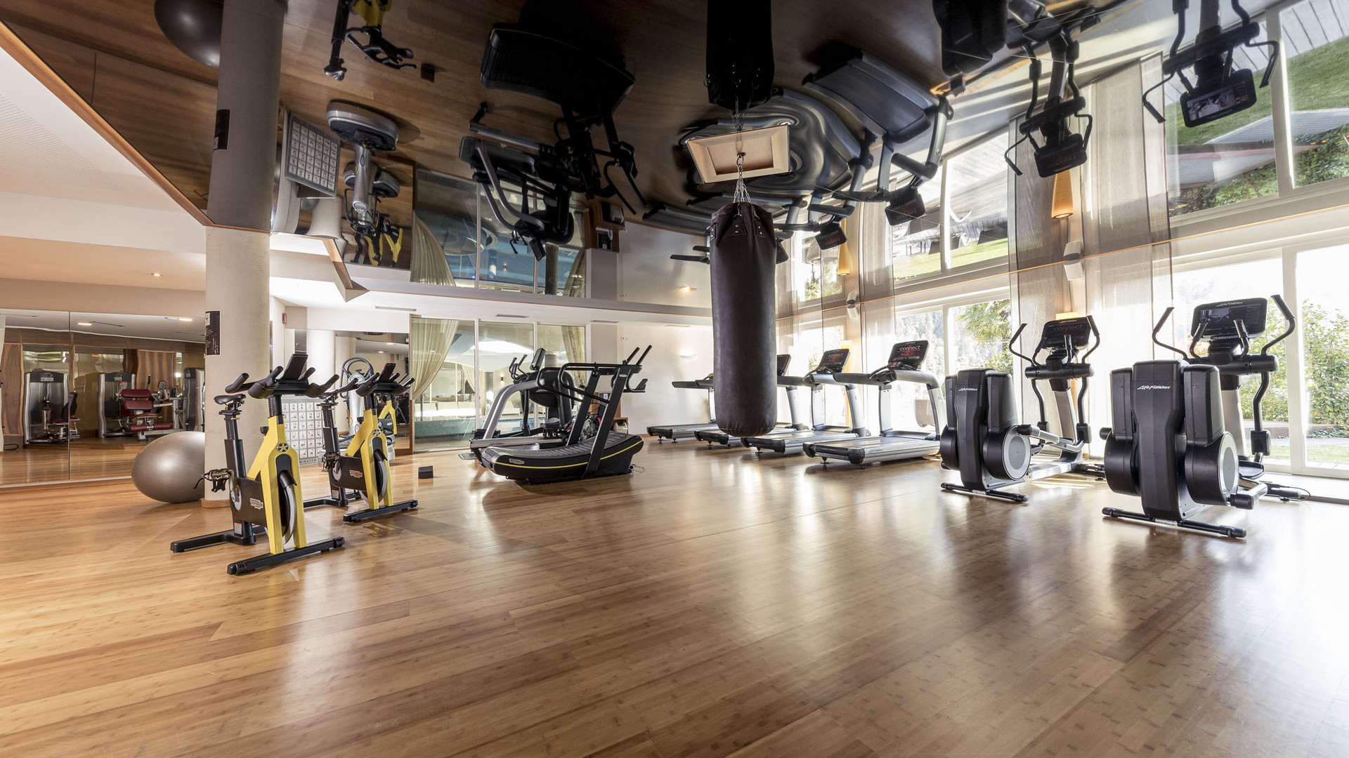Fit bleiben im Hotel mit Fitnessstudio in Südtirol Fit bleiben im Hotel mit Fitnessstudio in Südtirol