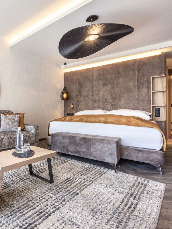 Das wohl luxuriöseste Wellnesshotel in Südtirol Das wohl luxuriöseste Wellnesshotel in Südtirol