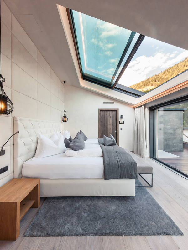 Das wohl luxuriöseste Wellnesshotel in Südtirol Das wohl luxuriöseste Wellnesshotel in Südtirol