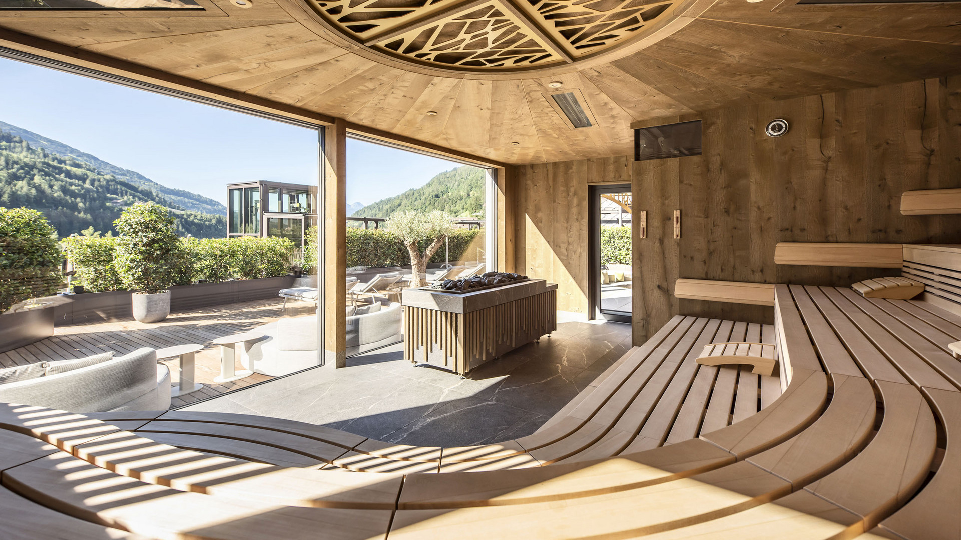 Ausspannen im Hotel mit Sauna in Südtirol Ausspannen im Hotel mit Sauna in Südtirol